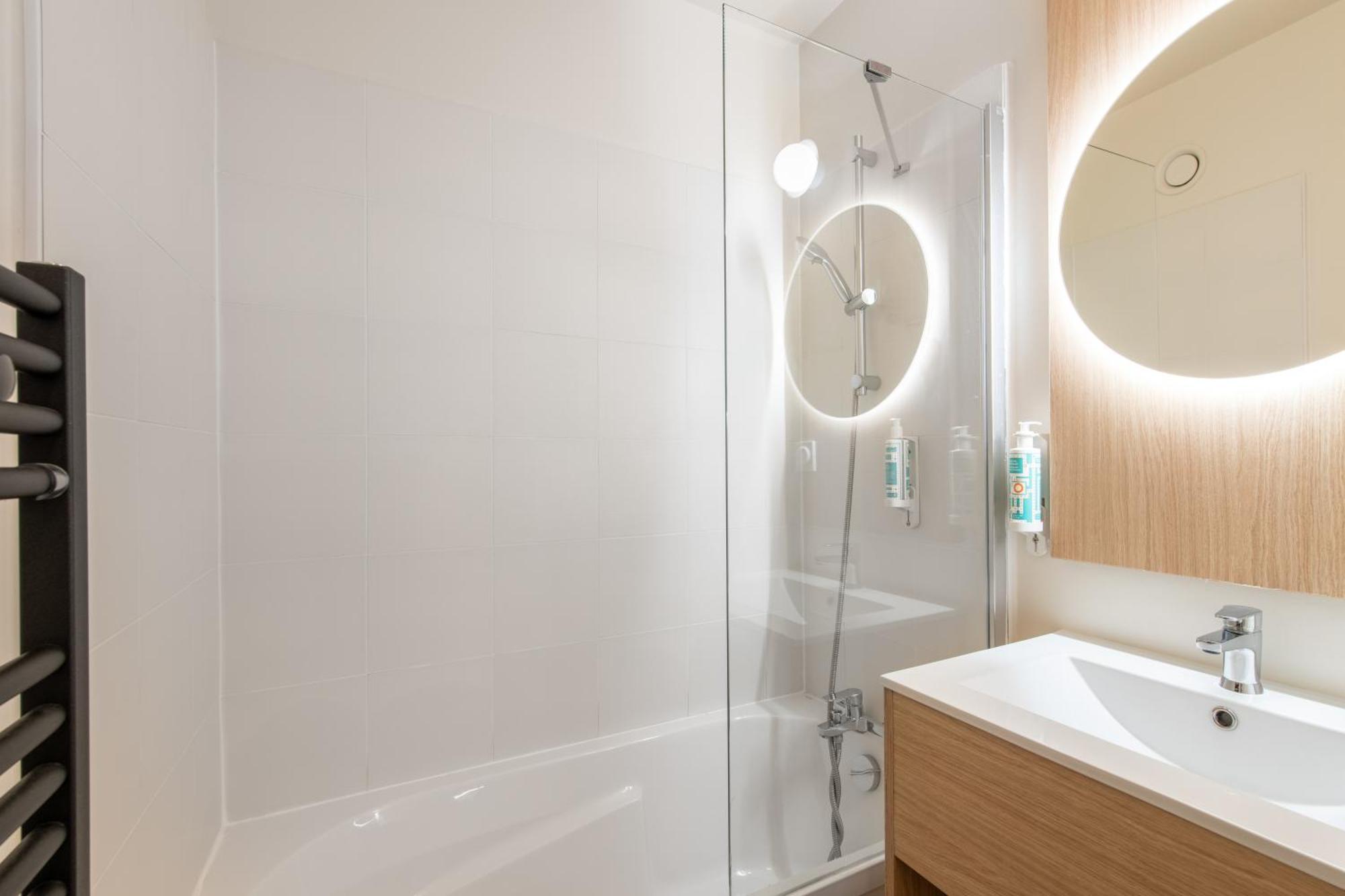 Adagio Access La Apartahotel 3*
